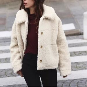 ZARA FAUX SHEARLING TEDDY JACKET
